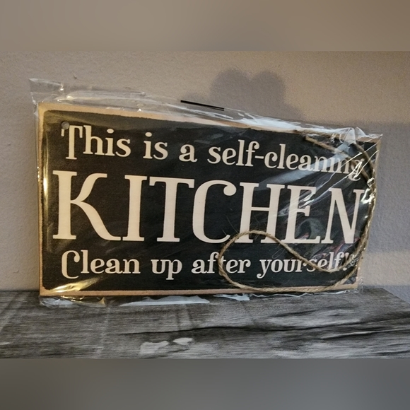 Kitchen Sign “This Is A Self Cleaning Kitchen.. Hanging Wall Art Decorative Wood - Picture 2 of 3